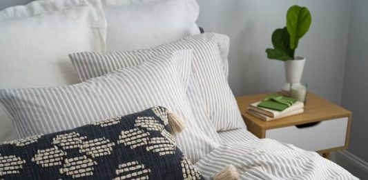 How Long You Should Expect Your Linens to Last