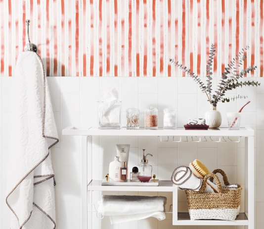 24 Smart Storage Ideas to Make the Most of a Small Bathroom