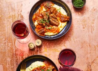 Short Ribs with Creamy Polenta