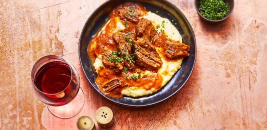 Short Ribs with Creamy Polenta