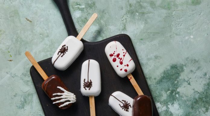 Halloween Cake Pops