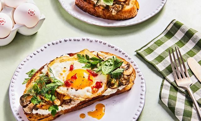 Mushroom, Ricotta and Fried Egg Tartine