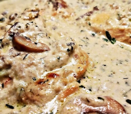 Creamy Garlic Mushroom Chicken Recipe | One Pan Chicken Recipe | Garlic Herb Mushroom Cream Sauce