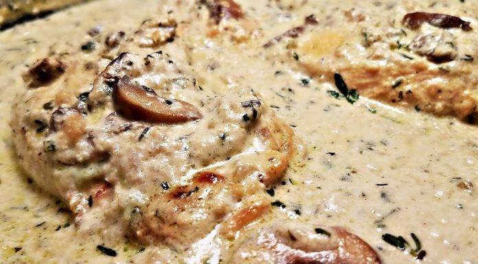 Creamy Garlic Mushroom Chicken Recipe | One Pan Chicken Recipe | Garlic Herb Mushroom Cream Sauce