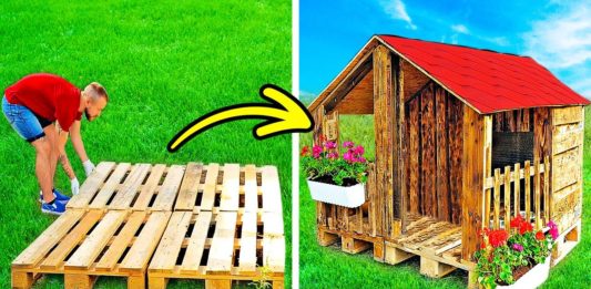 CUTE DIY HOUSE WITH WOODEN PALLETS || 23 DIY Projects With Epoxy And Wood, Workshop Gadgets