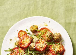 Mini Meatballs With Garlicky Tomatoes