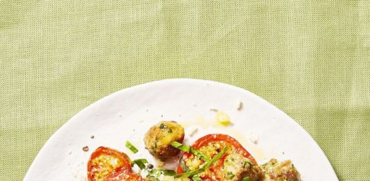 Mini Meatballs With Garlicky Tomatoes