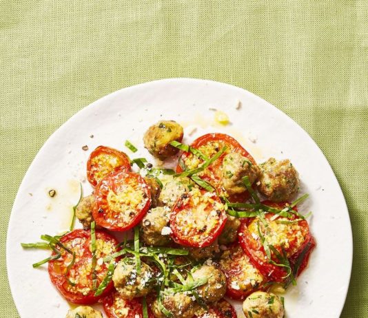 Mini Meatballs With Garlicky Tomatoes