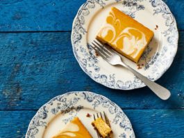Pumpkin Cheesecake Bars