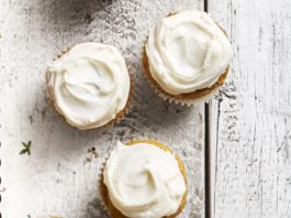 Pumpkin Spice Cupcakes With Cream Cheese Frosting