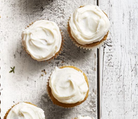 Pumpkin Spice Cupcakes With Cream Cheese Frosting