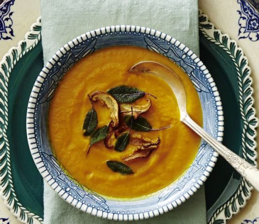 34 Best Fall Soups for Chilly Autumn Nights