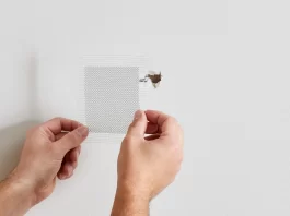 Step-by-Step Guide to Repairing Drywall Holes from Picture Frames