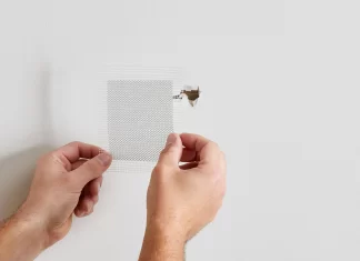Step-by-Step Guide to Repairing Drywall Holes from Picture Frames