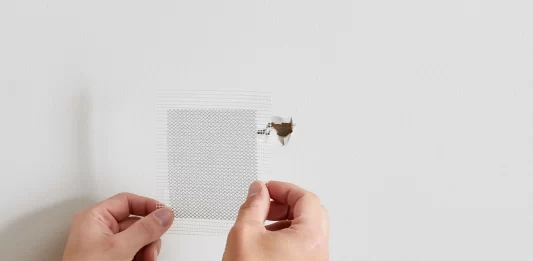 Step-by-Step Guide to Repairing Drywall Holes from Picture Frames