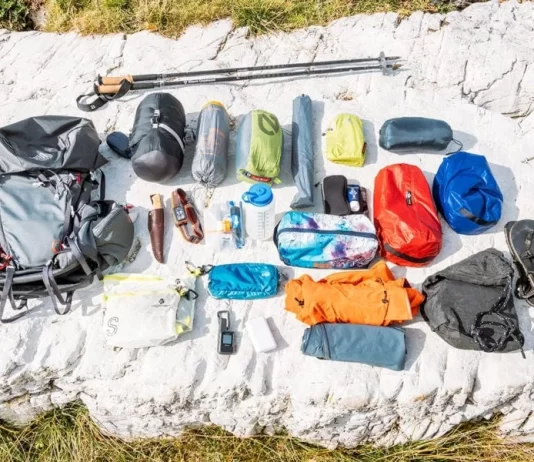 Step-by-Step Guide to Packing Lightweight Hiking Gear for Multi-Day Trails