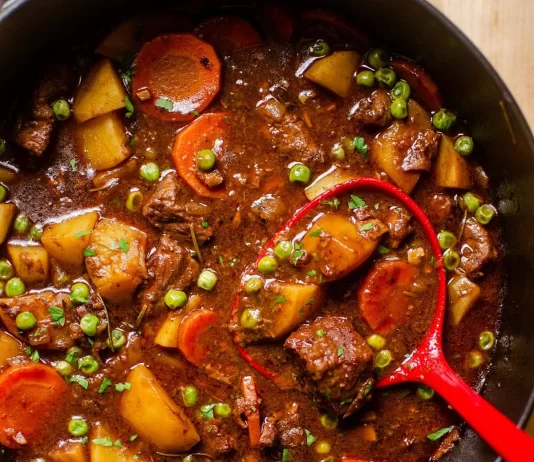 Step-by-Step Guide to Creating One Pot Hearty Beef Stew for Cold Evenings