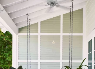 Small Space Summer Porch Decorating Ideas to Maximize Color and Comfort