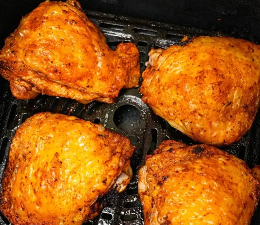 How to Make Crispy Air Fryer Chicken Thighs Without Drying Them Out