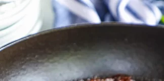 How to Make a Simple Garlic and Herb Steak Marinade for Tender Juicy Results