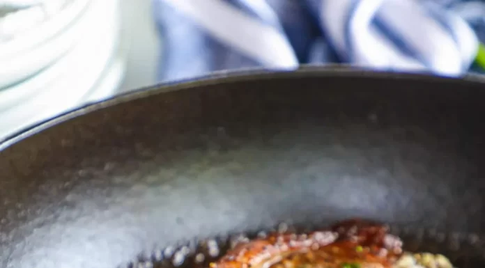 How to Make a Simple Garlic and Herb Steak Marinade for Tender Juicy Results