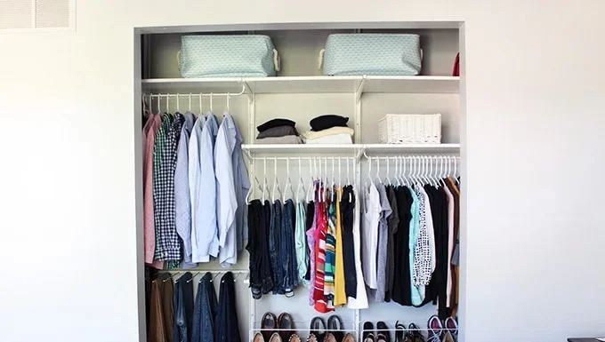 Practical Tips for Maintaining Minimalist Wardrobe Organization on a Budget