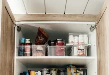 Step-by-Step Guide to Organizing Kitchen Cabinets with Clear Containers