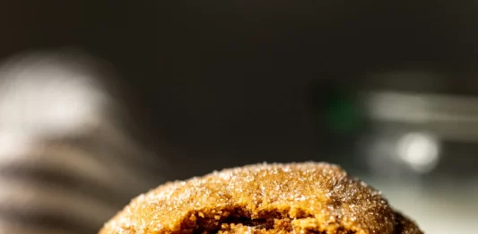 Tips for Moist and Fluffy Holiday Spice Cookies That Store Well