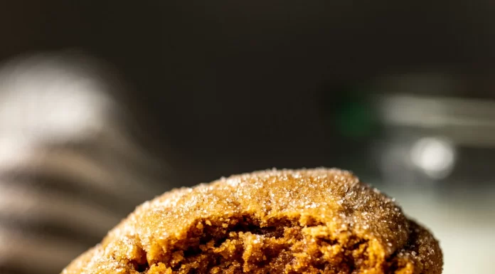 Tips for Moist and Fluffy Holiday Spice Cookies That Store Well