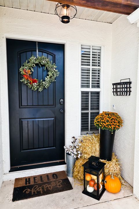 fall porch decor